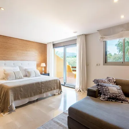 La Meridiana Luxurious House With Great Location Marbella